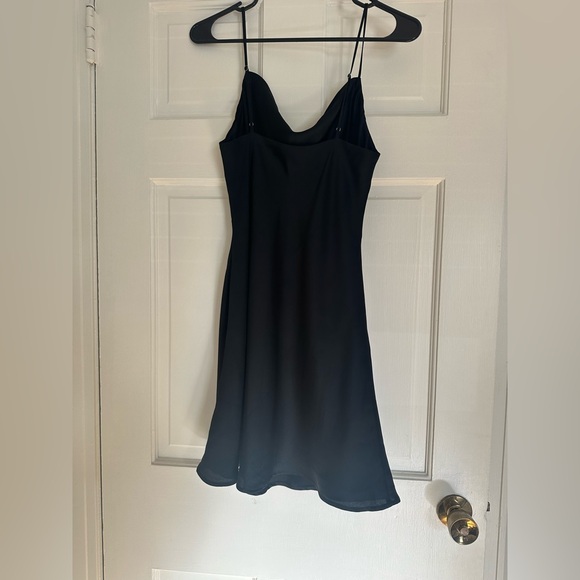 Abercrombie Satin mini dress size Small Petite - Picture 2 of 3